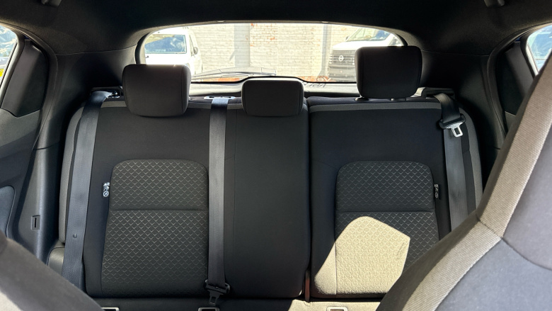 Nissan Juke 1.0 DiG-T 114 N-Connecta 5dr Petrol Hatchback